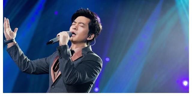 抒情歌|单依纯只会唱抒情慢歌？是又怎样呢，看看她的导师李健