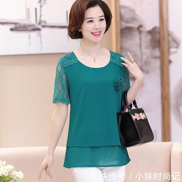 女装|一款优雅时尚的套装,清新减龄,最适合45-65岁的妈妈