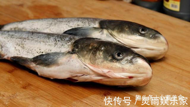 家里人爱吃鱼，但不知道去腥的窍门，跟我学几招，鱼肉鲜嫩没腥味