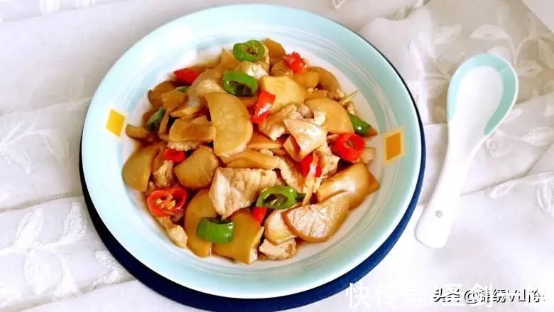 天气渐冷,推荐12道适合天冷吃的家常菜,有荤有素,好吃还不贵