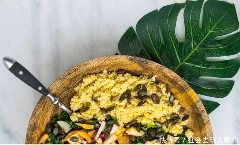  含量|小米营养价值虽高，却不宜单一进食，选对搭档更营养