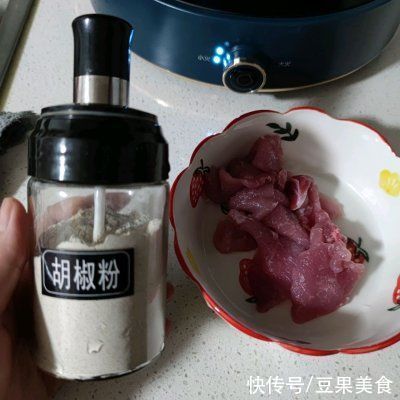 肉片|一人食——豆腐肉片汤这样做,才好吃哦