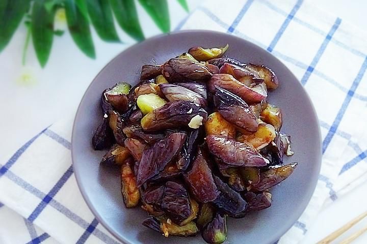 木耳|姐姐一入夏就这么吃，轮换着做，宽胃却瘦身，每天精力充沛心情好