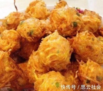 炸萝卜丸子时，面粉不可少，再加这3样，外酥里嫩，天天吃不腻