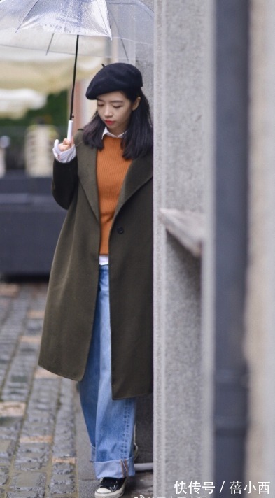 毛衣|秋冬还是穿“大衣”最高级,搭配毛衣、牛仔裤、半身裙时髦又气质