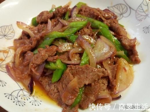 红烧肉|朋友来家做客,6菜1汤招待,有荤有素营养均衡,网友太寒酸