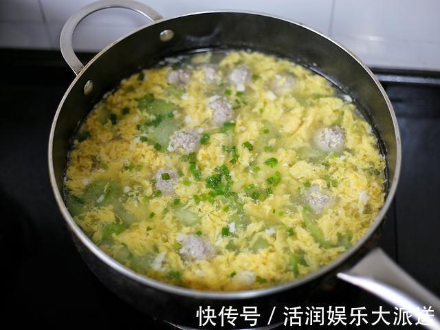 水淀粉|三伏天,闷热湿气重,常给家人做此汤,清淡营养,助你安稳度伏天