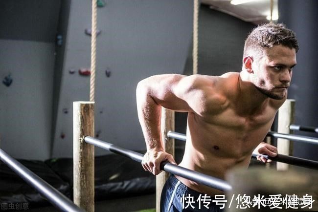 训练|卧推训练时手臂提前力竭,3个动作强化肱三头肌,提升重量更轻松