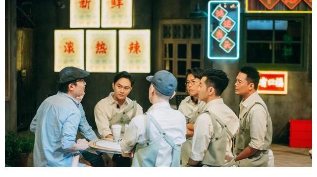 今晚见!“大湾仔”陈小春张智霖谢天华梁汉文林晓峰全员集结开排挡