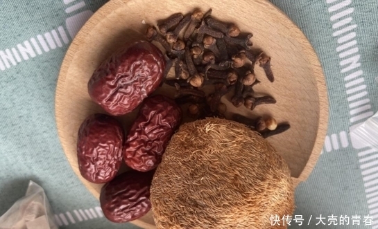 幽门螺杆菌难摆脱？消化科医生：坚持吃4物，养胃更护胃