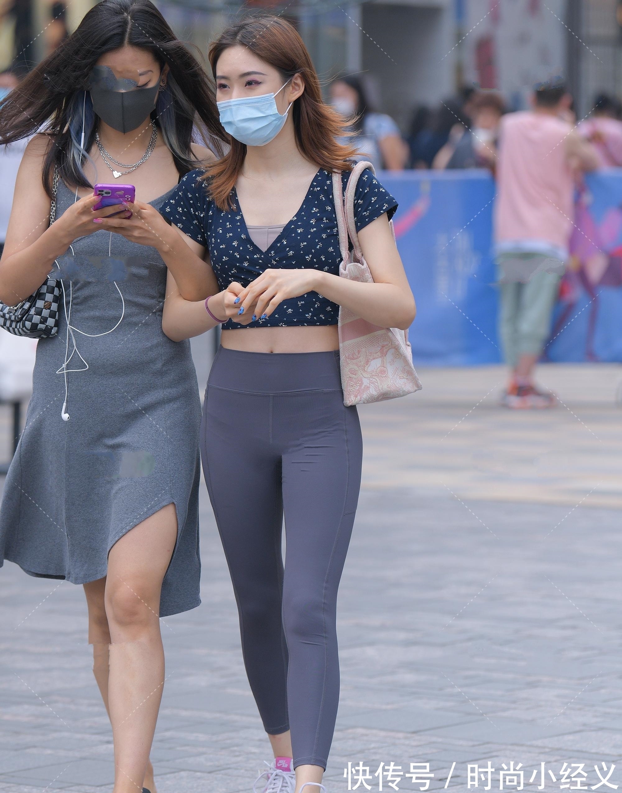 鞋包|小碎花上衣搭配瑜伽裤,简约俏皮,这样的鞋包更有少女心