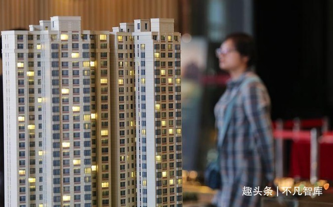 药房|商铺成“负资产”，租不出卖不掉为何满大街却都是餐饮店和药房