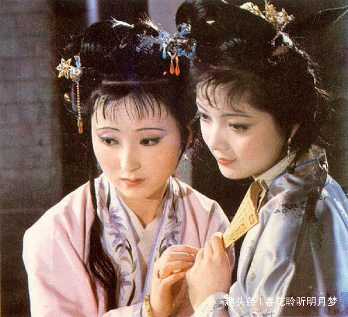 薛宝钗@林黛玉薛宝钗谁更漂亮曹雪芹用贾宝玉的话，实力打脸黛粉