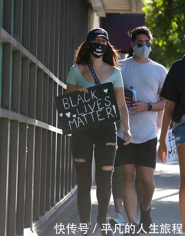 街头最靓丽的辣妈,把牛仔裤穿这么合身,你们心动了没