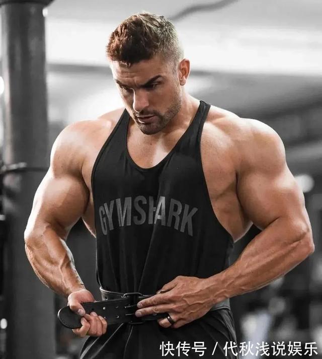 力量训练|常年训练的军人VS撸铁肌肉男,肌肉形态会有什么差别?