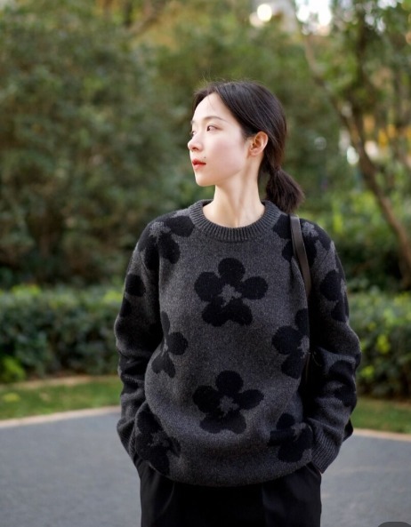 搭配 有种“接地气”的穿搭叫针织衫+长裤,时髦显气质,小个子也可以学