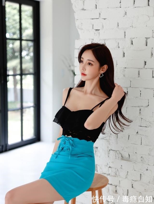 时尚 黑色吊带小背心和包臀裙的搭配,让你轻松穿出时尚美感!