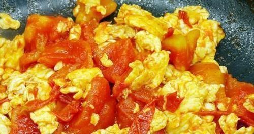 西红柿炒鸡蛋，下锅顺序千万不能错，否则鸡蛋不香，西红柿也不鲜
