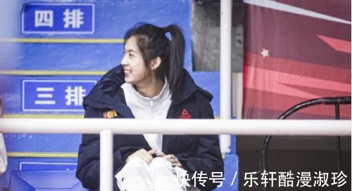 四川女篮|刚刚!中国女篮第一美女退役!结束14年生涯!她拿过两座总冠军