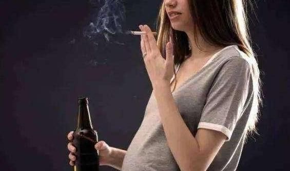  导致|男性衰老加速的3种行为，做的越多或许老得越快，希望你1个不占！