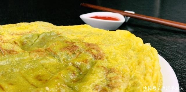 黄瓜别凉拌了,加2个鸡蛋,没想到这么好吃,上桌就扫光,真香!