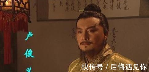 卢俊义#水浒中武艺远高于梁山五虎将的4个人,其中一人曾腰斩3位梁山好汉!