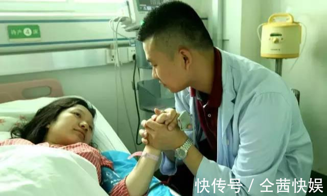 宝妈|媳妇产后三天没吃饭,老公心疼质问医生,医生回复吃什么吃!