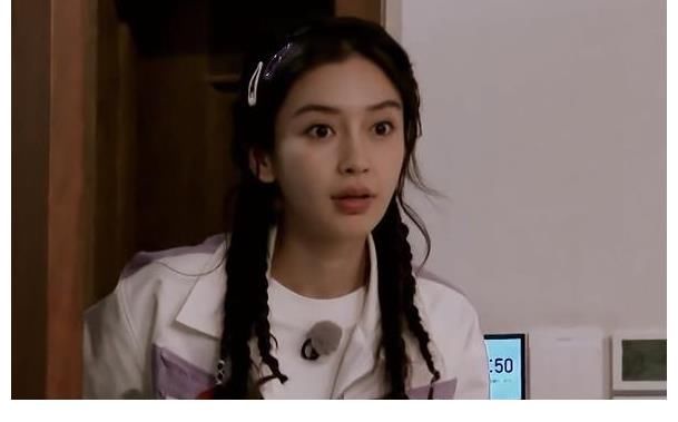 新一季《奔跑吧》為何逆襲？新導演不是決定因素，baby才真的是