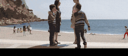 |搞笑GIF:凉皮加凉面,据说吃起来很爽的感觉