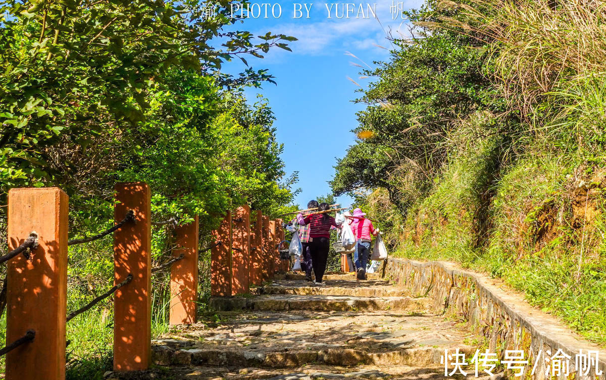 凤凰天池|新疆吉林太远，广东也有天池，因火山口积水而成，池中生有四脚鱼