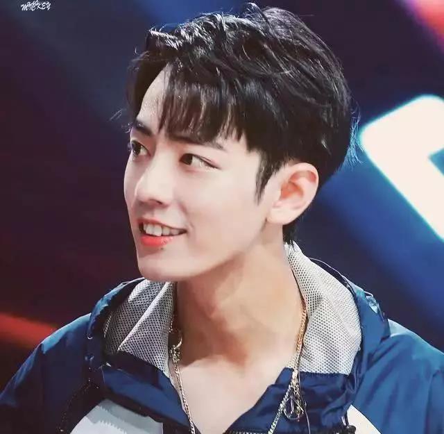 胡一天|当183的肖战遇见183的魏大勋，到底是谁谎报了身高呢