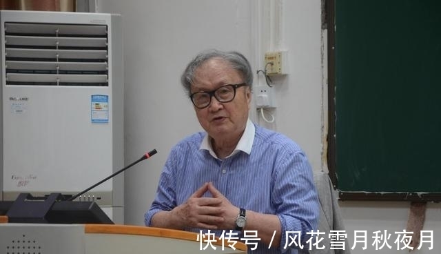 作家#莫言游母校,90岁恩师送首打油诗,他当场回诗一首,水平高下立判