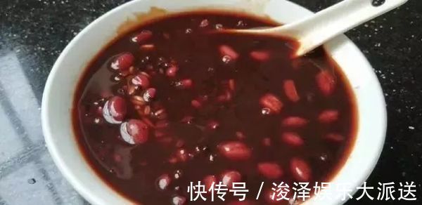 麦仁|女人气血不好,常煲一锅粥喝,食材做法简单,补血养颜不发胖