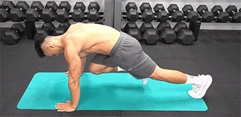 杨贵妃|150斤俄罗斯靓妹爱健身，身材丰腴有肉，网友“俄版杨贵妃”