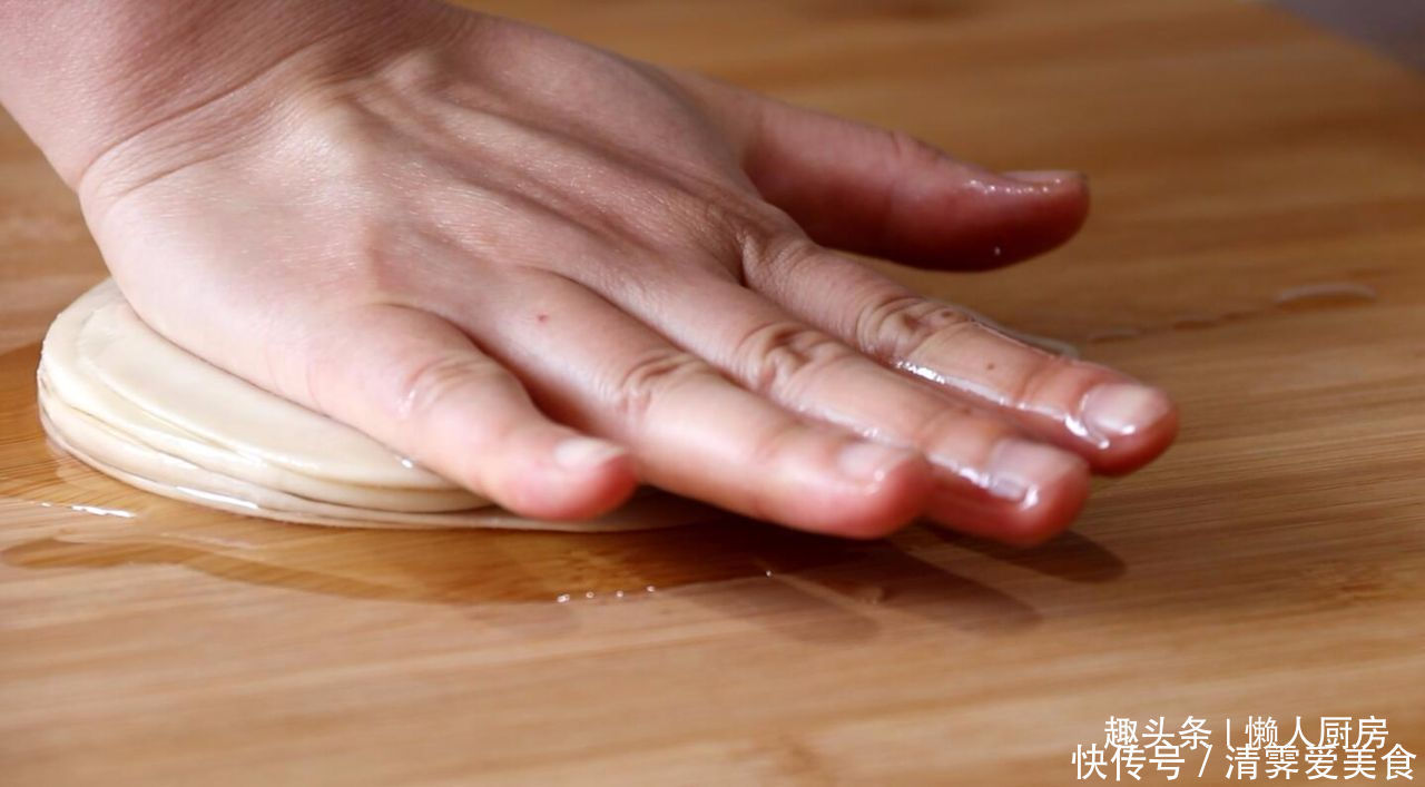 薄饼|这是薄饼最简单的做法,柔软筋道不破皮,放凉了也不发硬