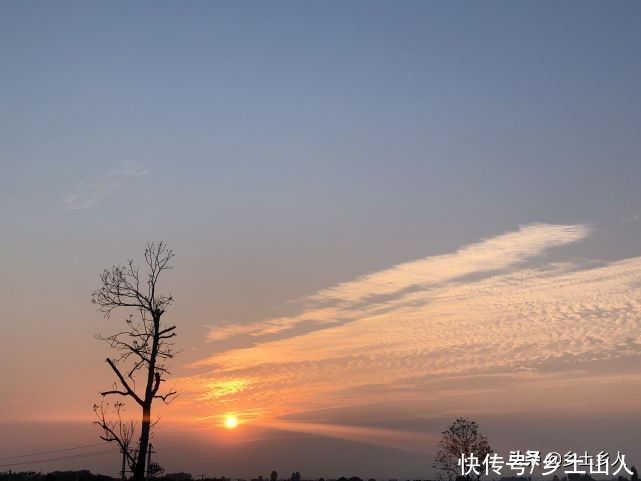 夫妻|明日立秋，老人说：今年“立秋见月晦，夫妻各自睡”，啥意思？