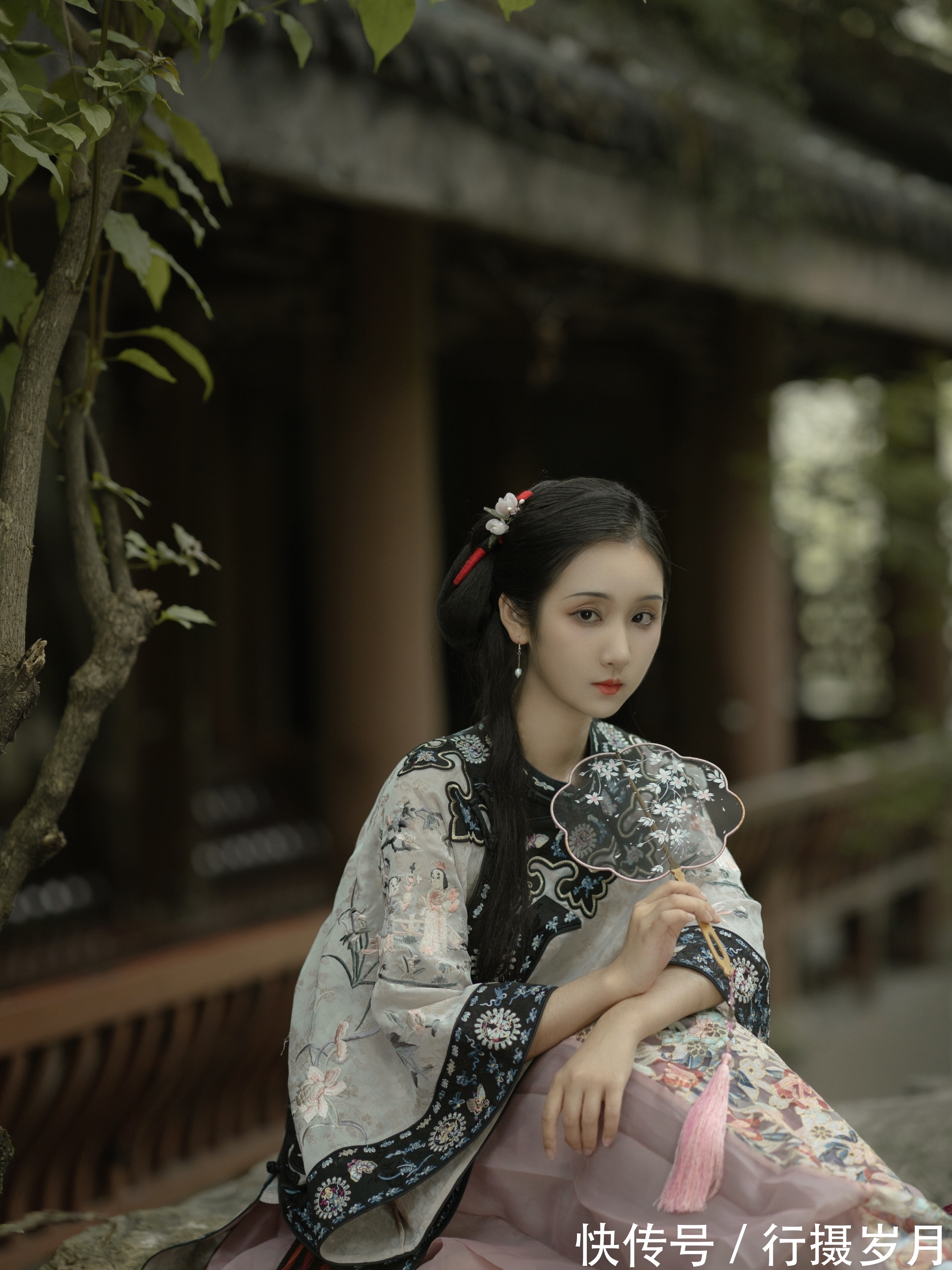 红尘梦@一缕相思一缕愁,寒烟锁翠楼