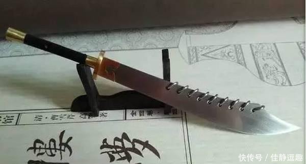袖珍刀剑匕首欣赏, 有的比指甲盖还小!