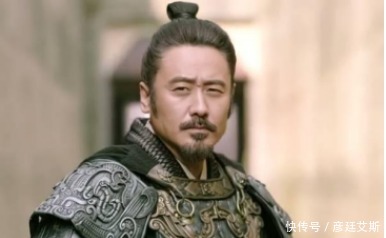 此人把司马懿吓得丢盔弃甲,一心追随关羽,