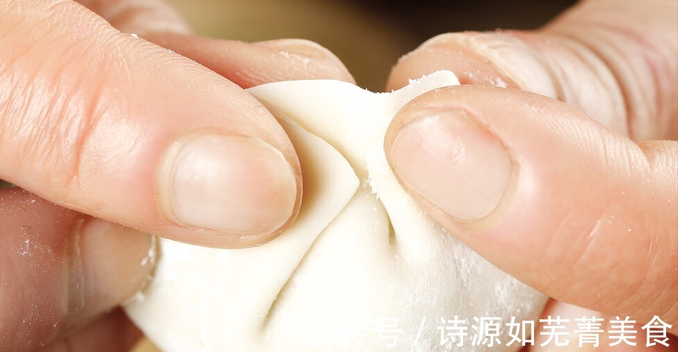 自己调的肉馅，总是不香不嫩不油润原来忽略了关键的2味料！