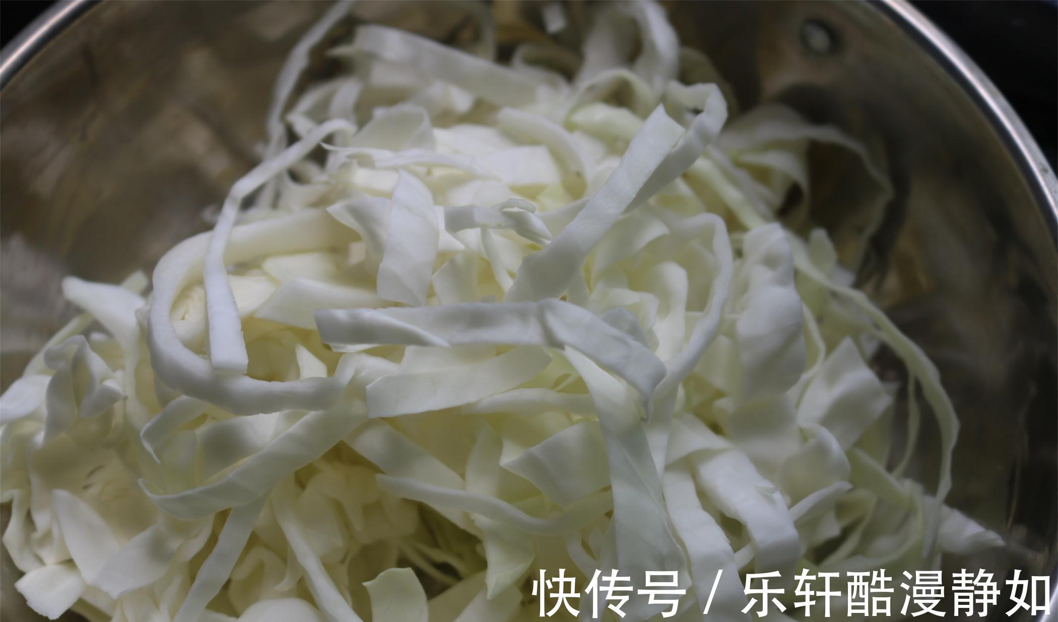 食材|包菜炒粉丝,有几个诀窍别小看,酸辣脆爽的口感,靠细节决定成败
