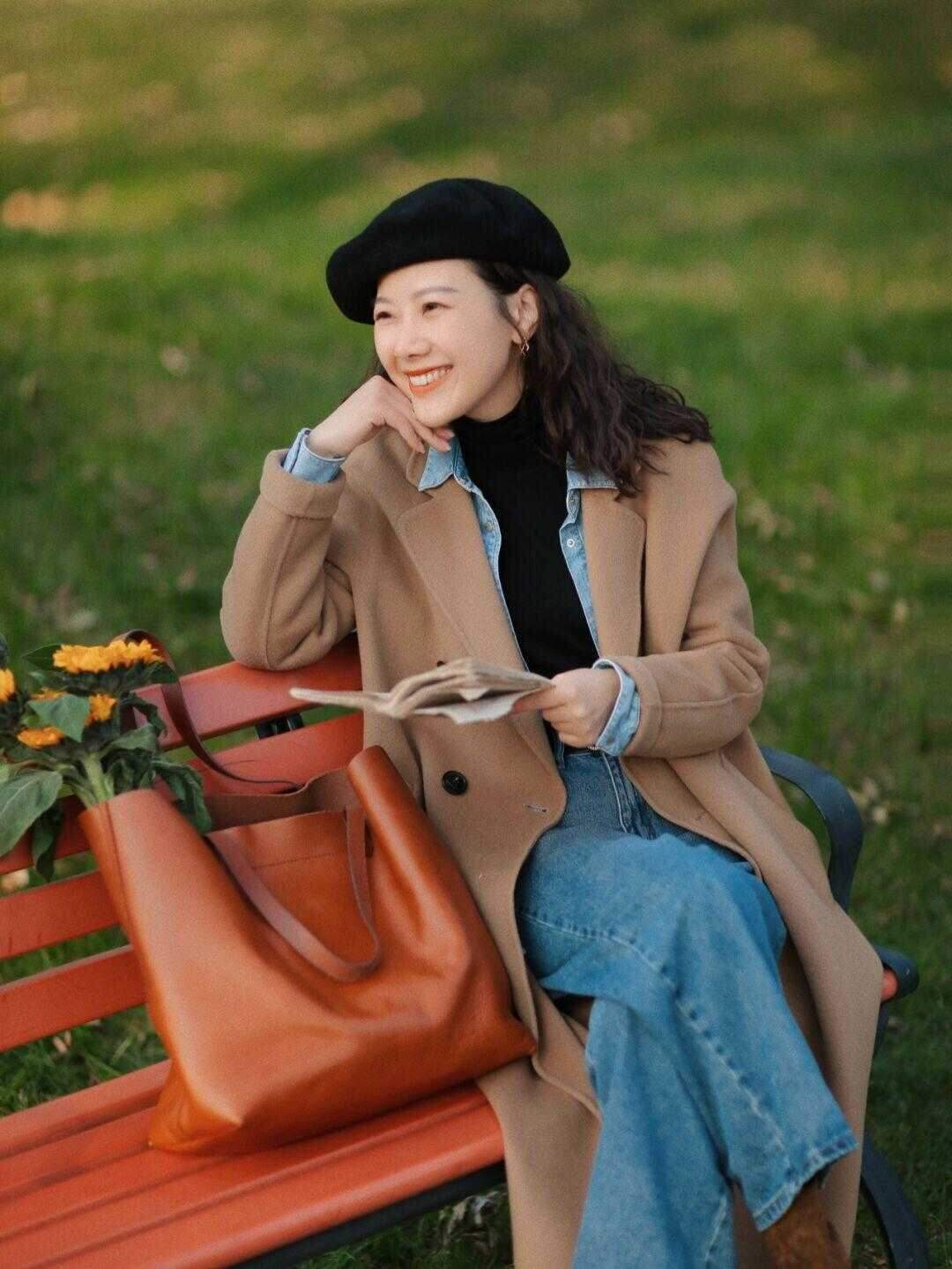 紧身 别再选常规款小香风了!今年流行羽绒内胆、摇粒绒的,谁穿谁美