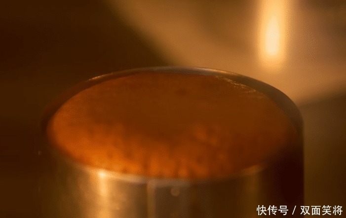 孩子|孩子爱吃的巧克力流心蛋糕,香甜味美,软嫩营养,吃了一次还想吃