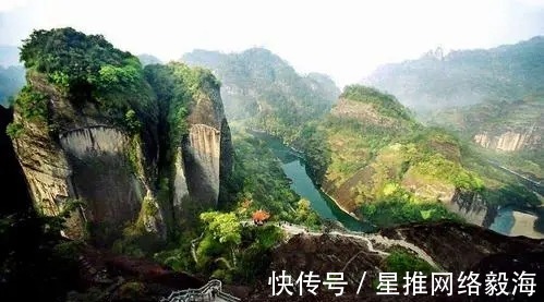 九曲溪|景致记录：福建武夷山，九曲十八弯，旅行家徐霞客也曾经在此迷路