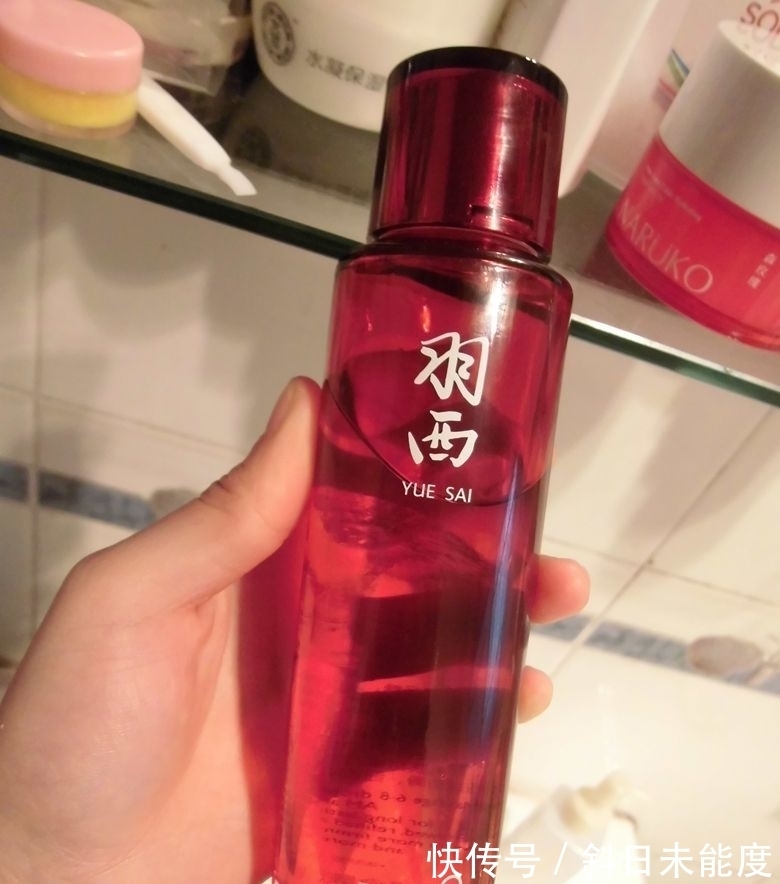 质地|这些化妆水，一用就停不下来，看看有你正在用的吗？