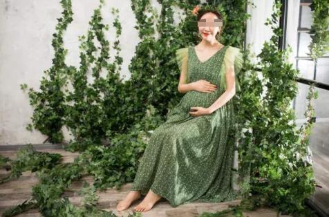 拍摄|95后孕妈朋友圈晒“孕妇照”,评论区七嘴八舌,二姨:伤风败俗