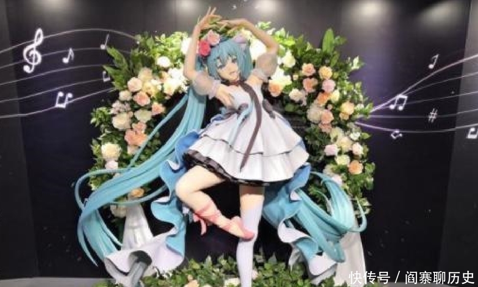 动漫|初音未来惊现绝美手办,看到这双红绳“阴阳腿”,网友:owsl