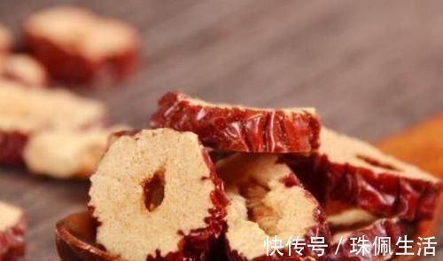 失眠|女人睡到凌晨三四点总会醒来？或是4个原因造成的，早知早好