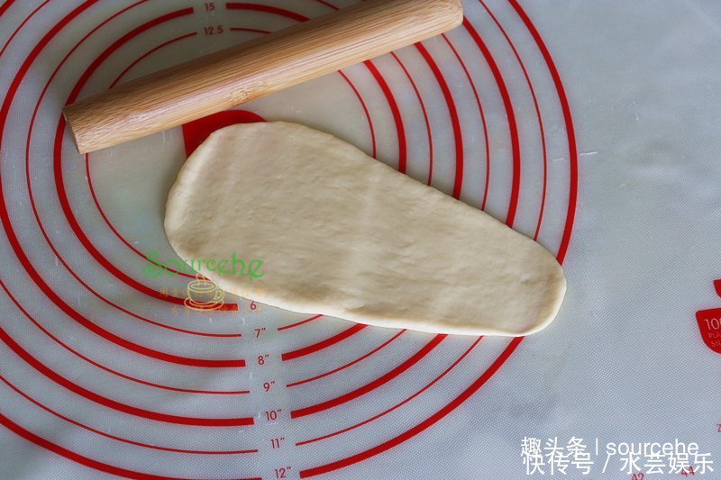 教你软式牛奶小面包的配方,小巧可爱,松软可口,一次就能成功