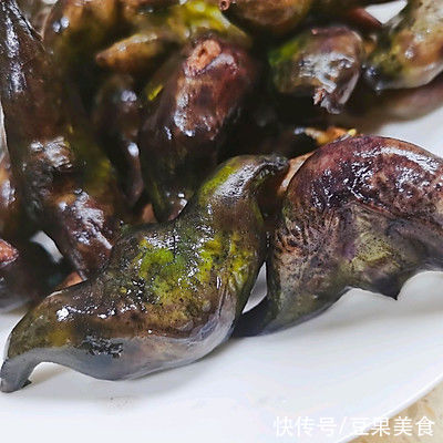 学会青红椒炒新鲜菱角，把餐厅味道搬回家